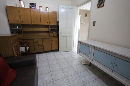 Casa à venda com 187m², 4 quartos e 2 vagas Casa à venda com 187m², 4 quartos e 2 vagasQuarto 2