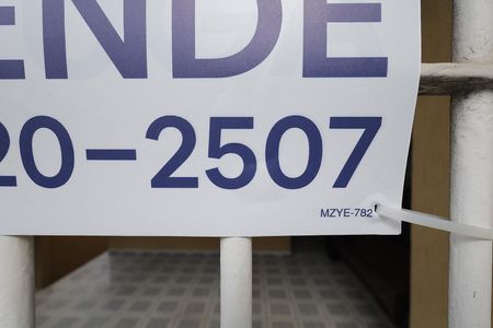 Casa à venda com 187m², 4 quartos e 2 vagas Casa à venda com 187m², 4 quartos e 2 vagasPlaca Instalada - 13/02/2026 - MZYE-782