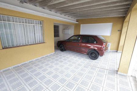 Casa à venda com 187m², 4 quartos e 2 vagas Casa à venda com 187m², 4 quartos e 2 vagasGaragem