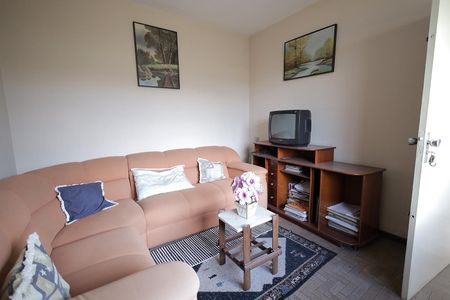 Casa à venda com 187m², 4 quartos e 2 vagas Casa à venda com 187m², 4 quartos e 2 vagasSala 2