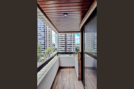 Apartamento à venda com 110m², 3 quartos e 2 vagasVaranda da Sala