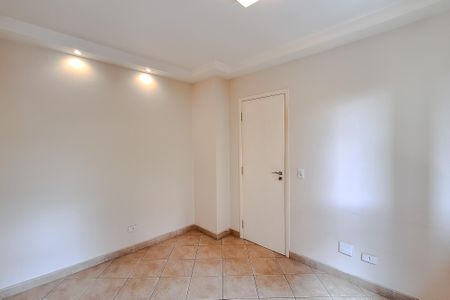 Apartamento à venda com 110m², 3 quartos e 2 vagasQuarto 2