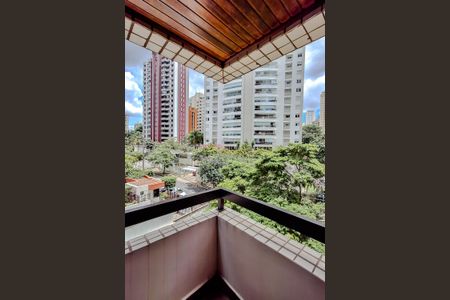 Apartamento à venda com 110m², 3 quartos e 2 vagasVaranda da Suíte