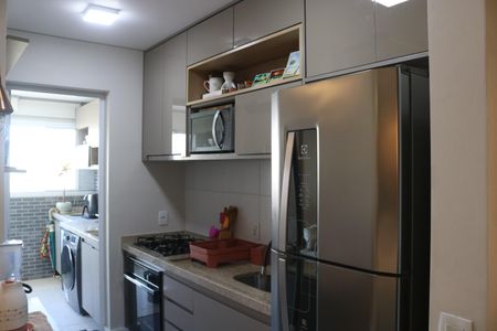 Apartamento à venda com 62m², 2 quartos e 1 vagaCozinha e Área de Serviço