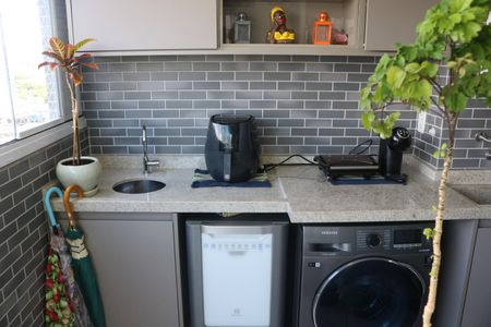 Varanda de apartamento à venda com 2 quartos, 62m² em Barra Funda, São Paulo