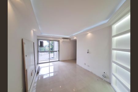 Sala de apartamento à venda com 3 quartos, 72m² em Vila Aurora (zona Norte), São Paulo