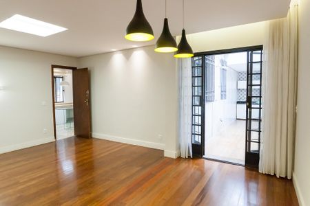 sala de apartamento para alugar com 3 quartos, 130m² em Sion, Belo Horizonte