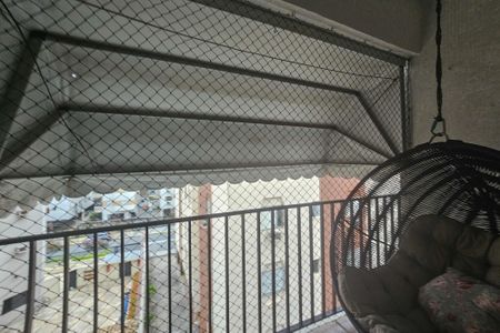 varanda  de apartamento para alugar com 3 quartos, 90m² em Balneario Cidade Atlantica, Guarujá