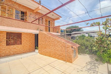 Casa à venda com 180m², 3 quartos e sem vaga Casa à venda com 180m², 3 quartos e sem vagaJardim
