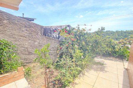 Casa à venda com 180m², 3 quartos e sem vaga Casa à venda com 180m², 3 quartos e sem vagaJardim