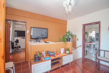 Casa à venda com 180m², 3 quartos e sem vaga Casa à venda com 180m², 3 quartos e sem vagaSala