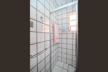 Casa à venda com 180m², 3 quartos e sem vaga Casa à venda com 180m², 3 quartos e sem vagaBanheiro da Suíte