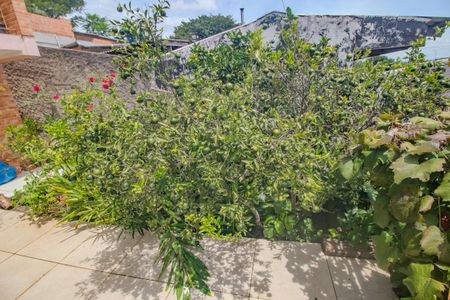 Casa à venda com 180m², 3 quartos e sem vaga Casa à venda com 180m², 3 quartos e sem vagaJardim