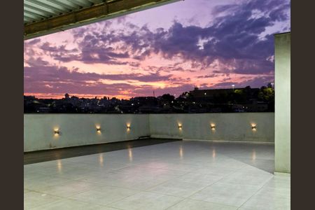 Apartamento para alugar com 75m², 2 quartos e sem vagaTerraço