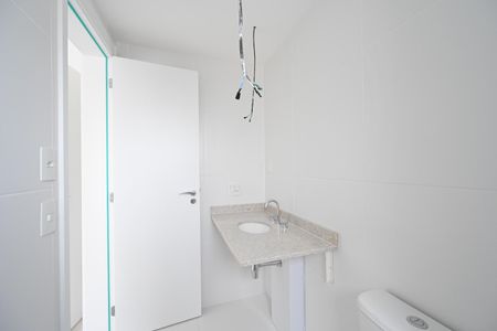 Apartamento à venda com 169m², 3 quartos e 3 vagas Apartamento à venda com 169m², 3 quartos e 3 vagasBanheiro da Suite 2