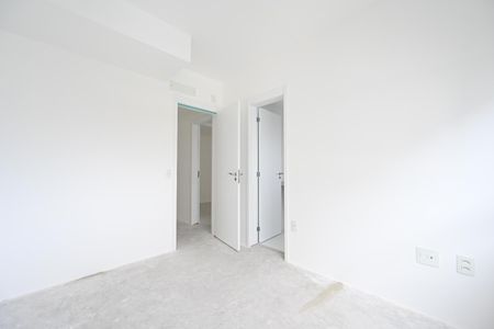 Apartamento à venda com 169m², 3 quartos e 3 vagas Apartamento à venda com 169m², 3 quartos e 3 vagasSuite 2