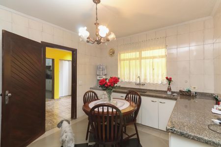 Casa à venda com 200m², 3 quartos e 1 vaga Casa à venda com 200m², 3 quartos e 1 vagaCopa