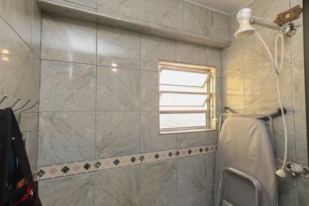 Casa à venda com 200m², 3 quartos e 1 vaga Casa à venda com 200m², 3 quartos e 1 vagaBanheiro da Suíte