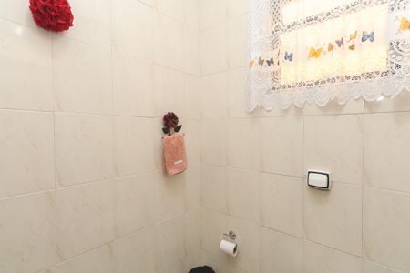 Casa à venda com 200m², 3 quartos e 1 vaga Casa à venda com 200m², 3 quartos e 1 vagaLavabo