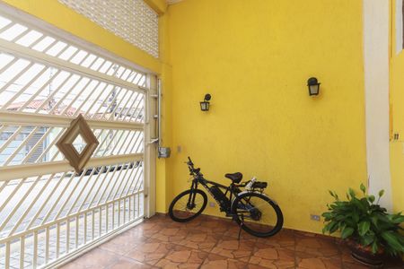 Casa à venda com 200m², 3 quartos e 1 vaga Casa à venda com 200m², 3 quartos e 1 vagaGaragem