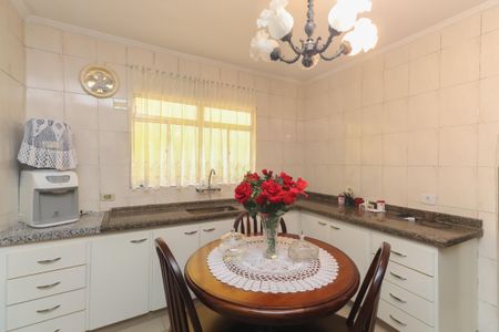 Casa à venda com 200m², 3 quartos e 1 vaga Casa à venda com 200m², 3 quartos e 1 vagaCopa