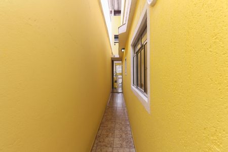 Casa à venda com 200m², 3 quartos e 1 vaga Casa à venda com 200m², 3 quartos e 1 vagaCorredor