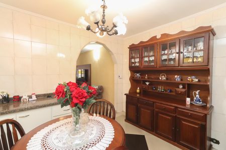 Casa à venda com 200m², 3 quartos e 1 vaga Casa à venda com 200m², 3 quartos e 1 vagaCopa