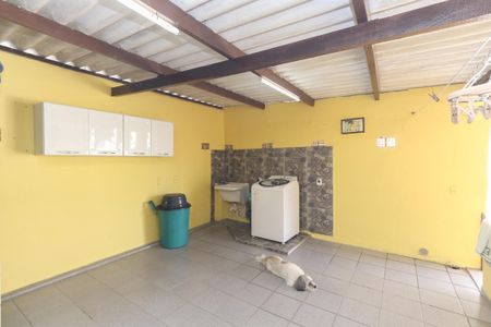 Casa à venda com 200m², 3 quartos e 1 vaga Casa à venda com 200m², 3 quartos e 1 vagaÁrea de Serviço