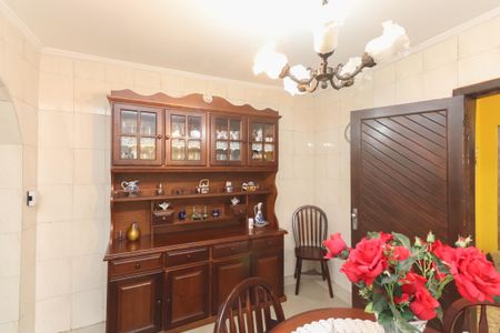 Casa à venda com 200m², 3 quartos e 1 vaga Casa à venda com 200m², 3 quartos e 1 vagaCopa