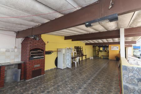 Casa à venda com 200m², 3 quartos e 1 vaga Casa à venda com 200m², 3 quartos e 1 vagaEspaço Gourmet