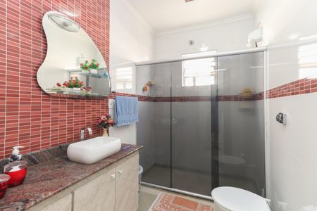 Casa à venda com 200m², 3 quartos e 1 vaga Casa à venda com 200m², 3 quartos e 1 vagaBanheiro 1