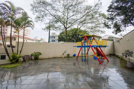 Apartamento à venda com 105m², 3 quartos e 1 vaga Apartamento à venda com 105m², 3 quartos e 1 vagaÁrea comum - Playground