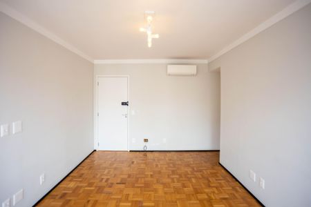 Apartamento para alugar com 70m², 2 quartos e 1 vagaSala