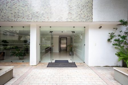 Apartamento para alugar com 70m², 2 quartos e 1 vagaEntrada