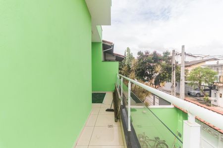 Casa de condomínio para alugar com 140m², 3 quartos e 4 vagas Casa de condomínio para alugar com 140m², 3 quartos e 4 vagasVaranda do Quarto 1