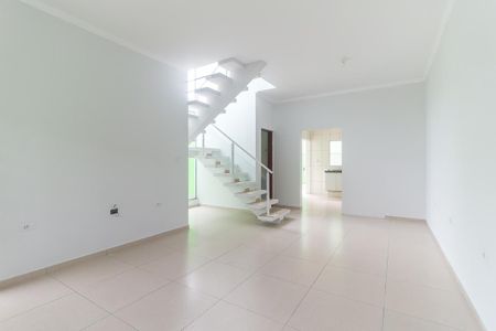 Casa de condomínio para alugar com 140m², 3 quartos e 4 vagas Casa de condomínio para alugar com 140m², 3 quartos e 4 vagasSala