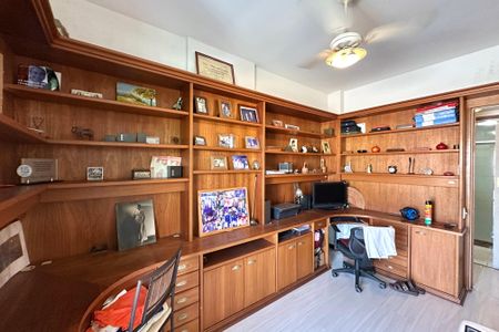 Apartamento à venda com 85m², 2 quartos e 2 vagas