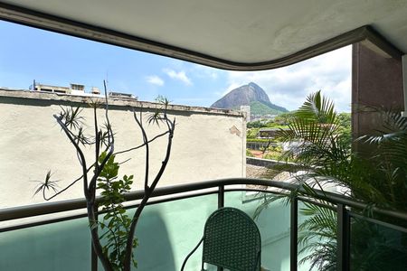 Apartamento à venda com 85m², 2 quartos e 2 vagas