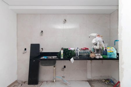 Apartamento à venda com 42m², 2 quartos e sem vaga Apartamento à venda com 42m², 2 quartos e sem vagaCozinha e Área de Serviço