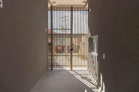 Apartamento à venda com 42m², 2 quartos e sem vaga Apartamento à venda com 42m², 2 quartos e sem vagaEntrada