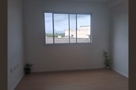 Sala de kitnet/studio para alugar com 1 quarto, 17m² em Vila Nilo, São Paulo