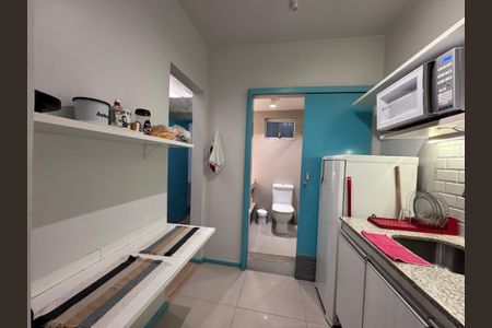 Cozinha de apartamento para alugar com 1 quarto, 35m² em Recreio dos Bandeirantes, Rio de Janeiro