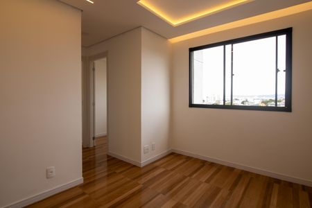 Apartamento à venda com 2 quartos, 38m² em Cidade Antônio Estêvão de Carvalho, São Paulo