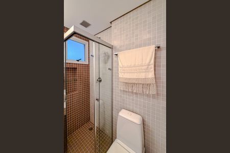 Apartamento à venda com 133m², 3 quartos e 3 vagasBanheiro da Suíte 2