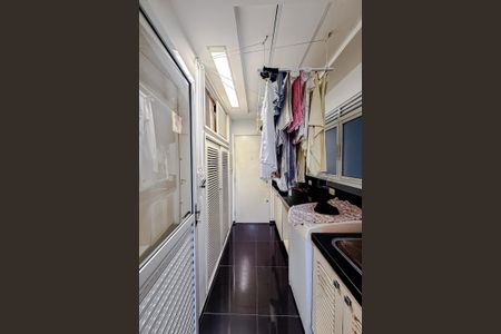 Apartamento à venda com 133m², 3 quartos e 3 vagasÁrea de Serviço