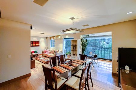 Sala de apartamento à venda com 3 quartos, 133m² em Vila Mariana, São Paulo