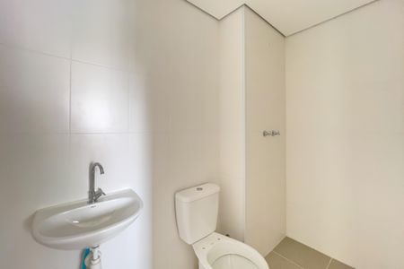 Banheiro do quarto 1 de apartamento para alugar com 2 quartos, 57m² em Ipiranga, São Paulo