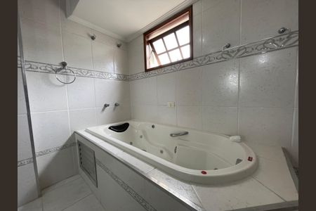 Casa à venda com 540m², 7 quartos e 6 vagasBanheiro 4