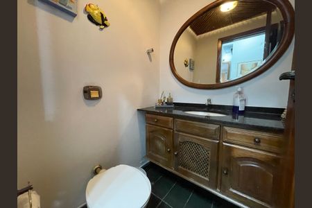 Casa à venda com 540m², 7 quartos e 6 vagasBanheiro 2