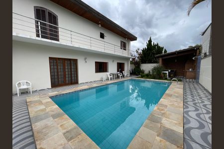 Casa à venda com 540m², 7 quartos e 6 vagasPiscina